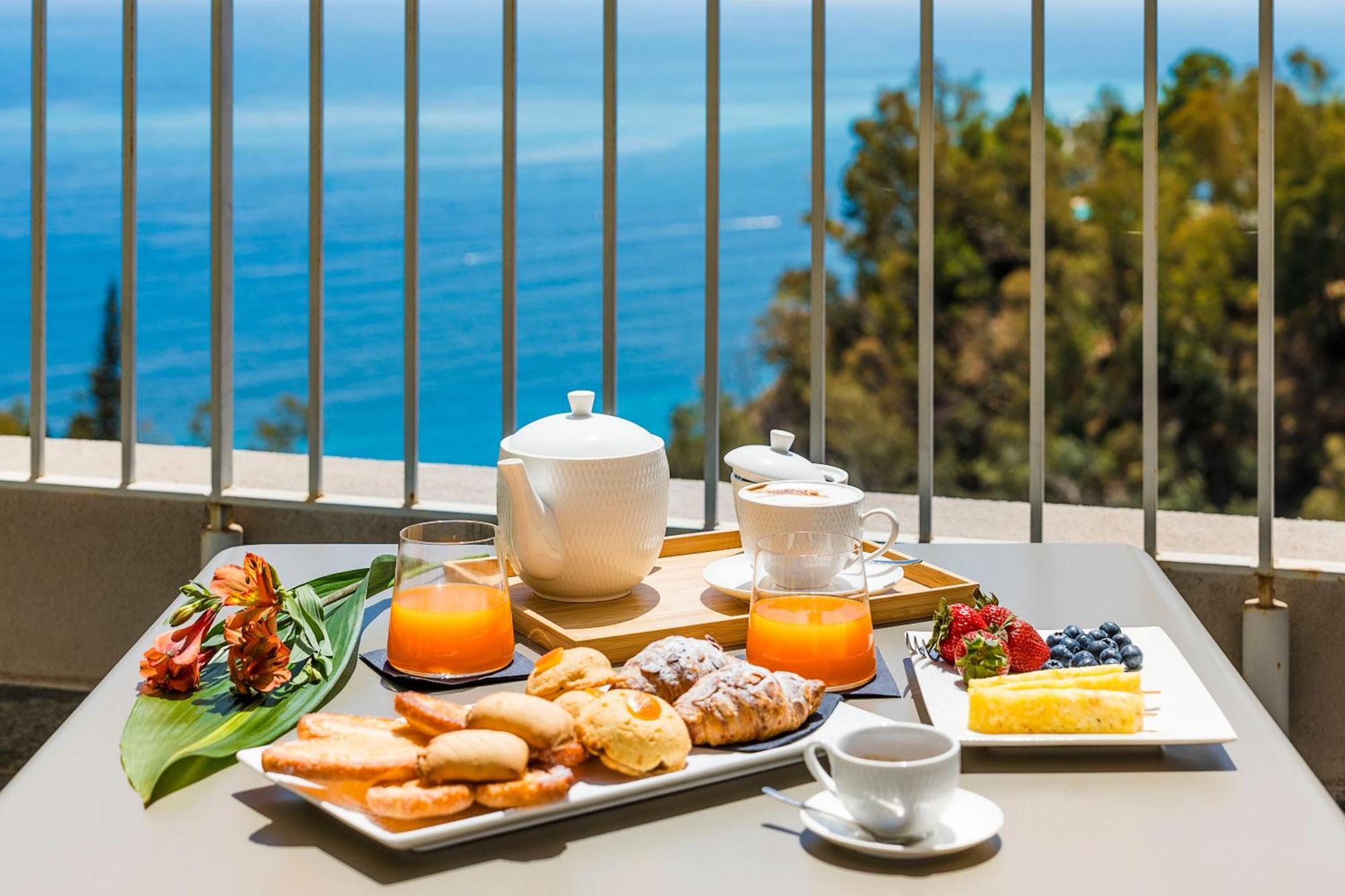 Belduomo Hotel Taormina Exterior photo